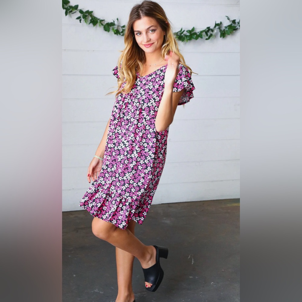 Haptics V-Neck Babydoll Ruffle Short Sleeve Knee Length Floral Dress w/ Pockets